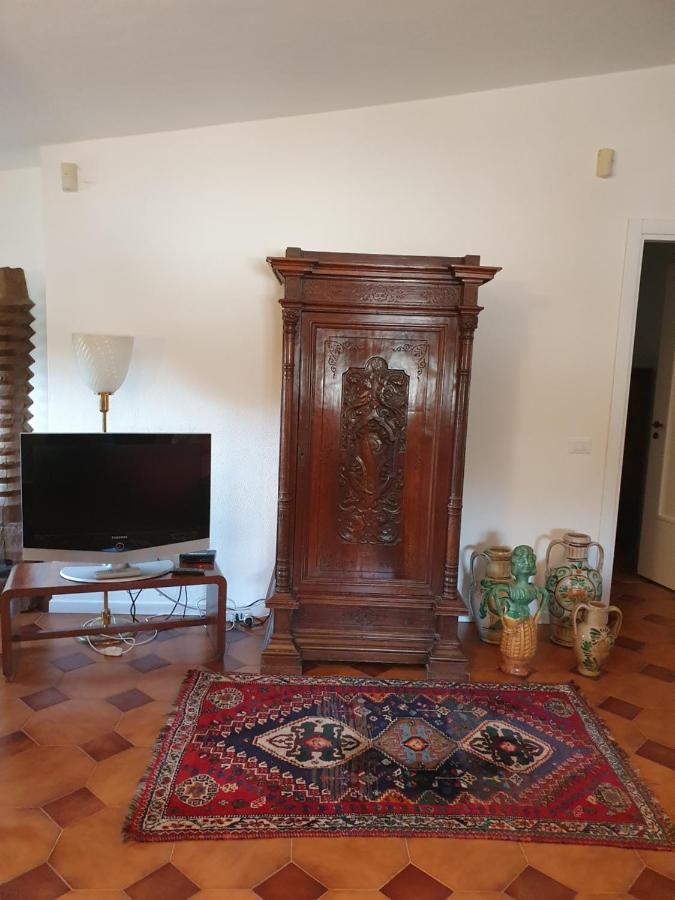La Latomia Villa Nei Pressi Del Teatro Greco Syrakus Exterior foto