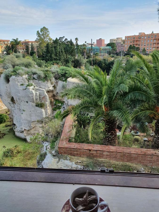 La Latomia Villa Nei Pressi Del Teatro Greco Syrakus Exterior foto