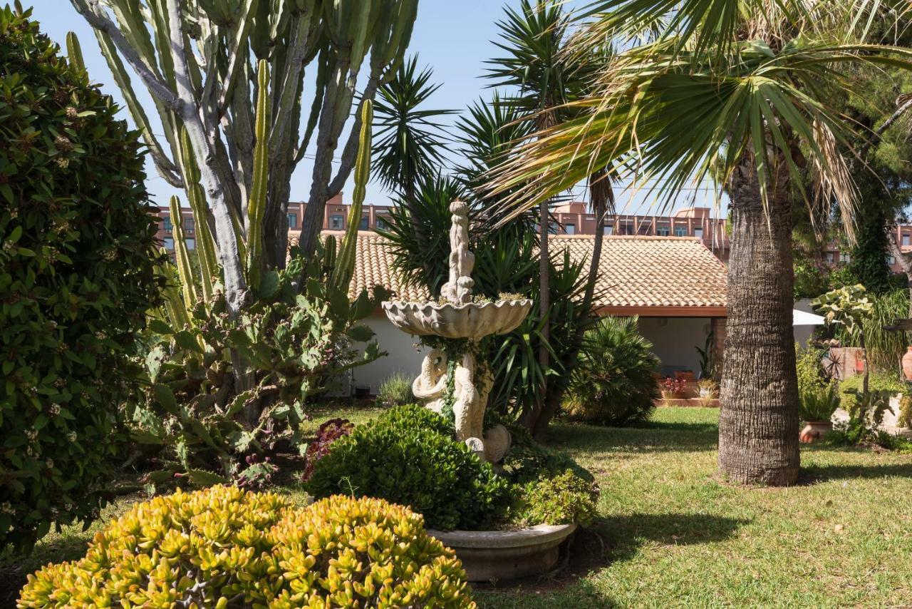La Latomia Villa Nei Pressi Del Teatro Greco Syrakus Exterior foto